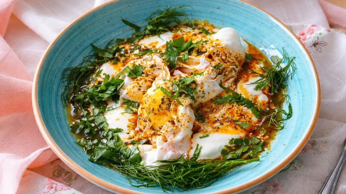 High-Protein Breakfast Ideas (20–30 g Protein)