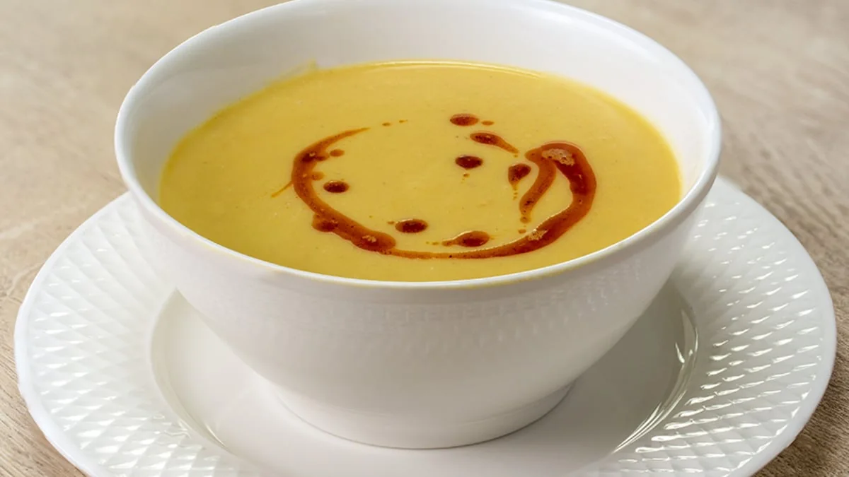 Mercimek çorbası ve bulgur salatası