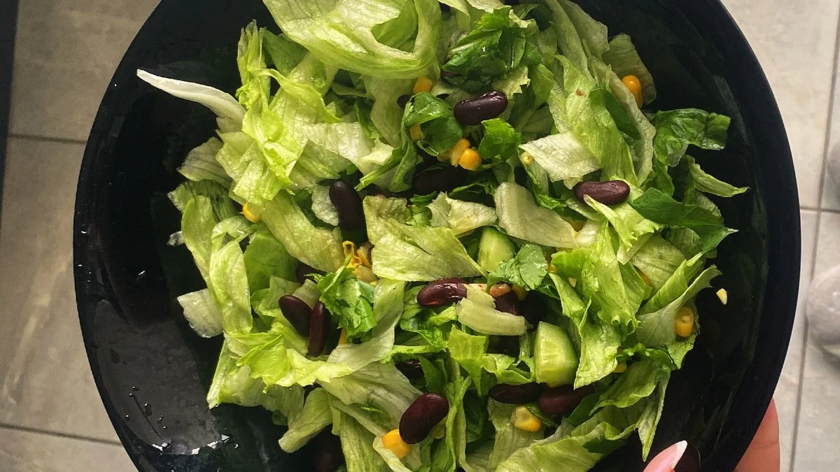 Bol Proteinli Vegan Salata